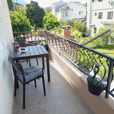 Hotel Apartman Komadina Makarska Exterior foto