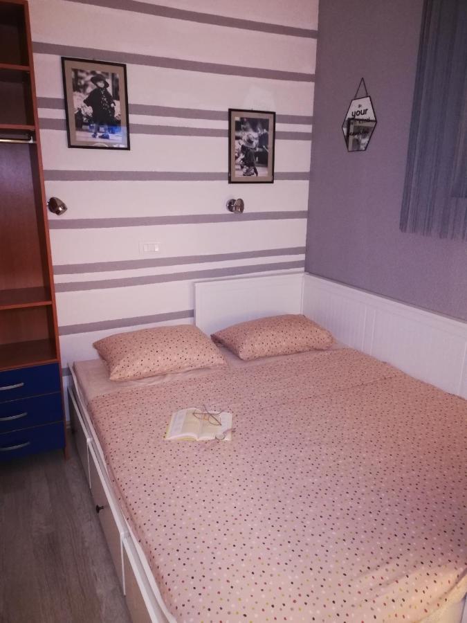 Hotel Apartman Komadina Makarska Exterior foto