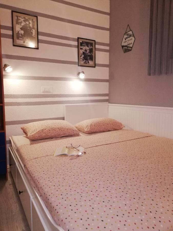 Hotel Apartman Komadina Makarska Exterior foto